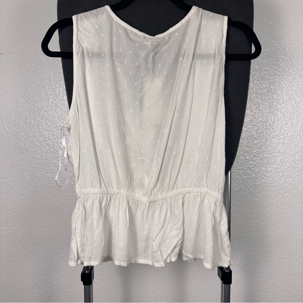Sim & Sam White Floral Embroidered Women's Top Size M - Picture 4 of 6